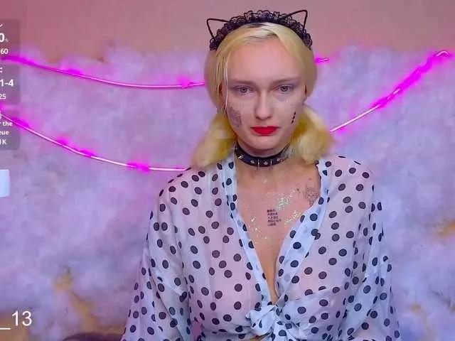 Explore our live girls sluts from our Custom and Multi clubs and checkout exclusive access to highly interactive content, such as shape, hair, titties, pussy type and many more.