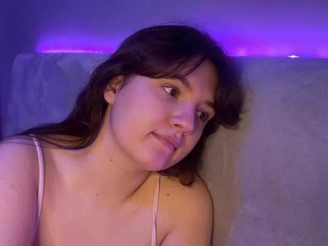 Explore our live girls sluts from our Custom and Multi clubs and checkout exclusive access to highly interactive content, such as shape, hair, titties, pussy type and many more.