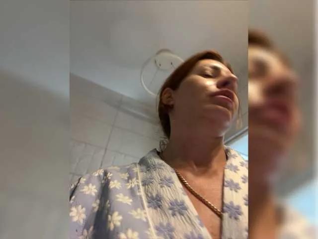 -wowFox- from BongaCams