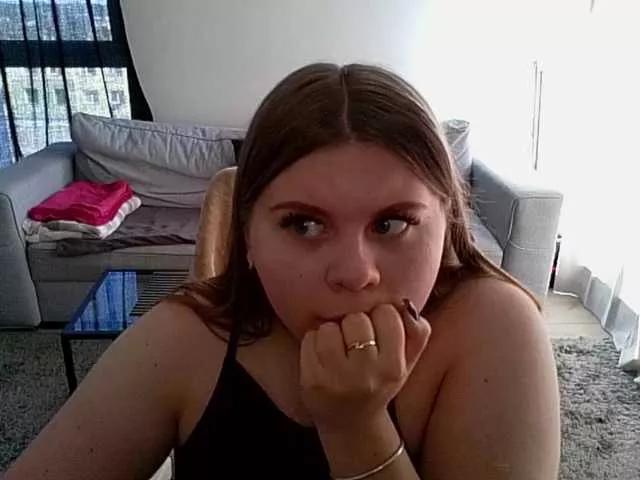 Explore our live girls sluts from our Custom and Multi clubs and checkout exclusive access to highly interactive content, such as shape, hair, titties, pussy type and many more.