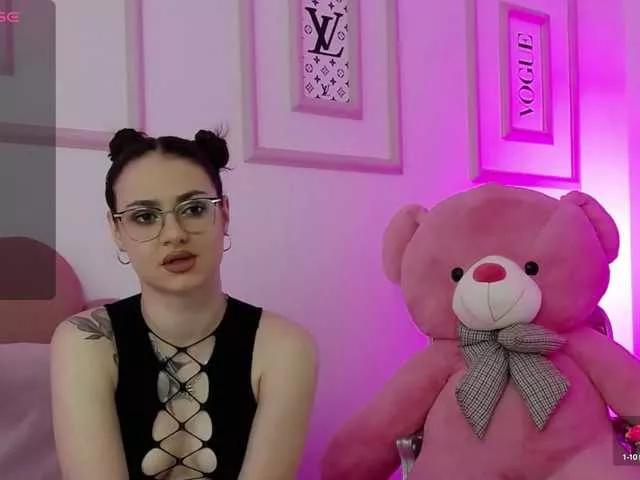AbbyWhite from BongaCams