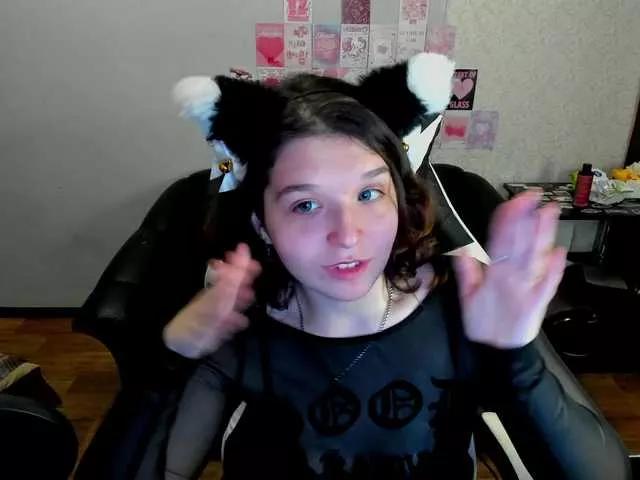 Explore our live girls sluts from our Custom and Multi clubs and checkout exclusive access to highly interactive content, such as shape, hair, titties, pussy type and many more.