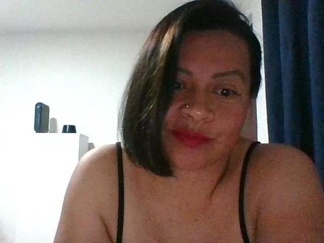 Adri007 webcams show profile image 