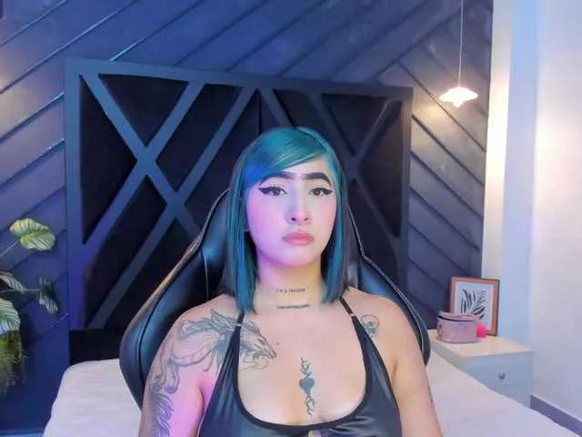 Alahia-Dangelo from BongaCams