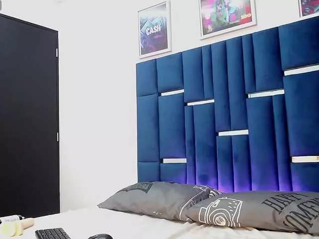 Alana-Jonness from BongaCams