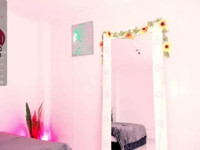 AlanaJohnson from BongaCams