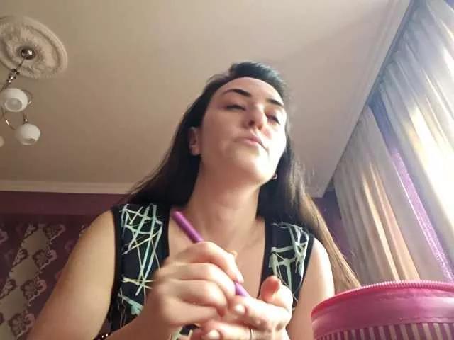 Explore our live girls sluts from our Custom and Multi clubs and checkout exclusive access to highly interactive content, such as shape, hair, titties, pussy type and many more.