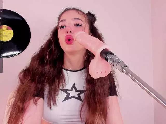 Explore our live girls sluts from our Custom and Multi clubs and checkout exclusive access to highly interactive content, such as shape, hair, titties, pussy type and many more.