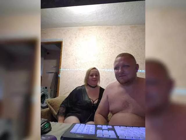 Explore our live girls sluts from our Custom and Multi clubs and checkout exclusive access to highly interactive content, such as shape, hair, titties, pussy type and many more.