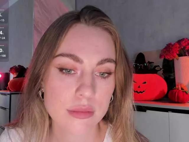 AlisaClark from BongaCams is Freechat