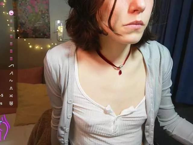 Explore our live girls sluts from our Custom and Multi clubs and checkout exclusive access to highly interactive content, such as shape, hair, titties, pussy type and many more.