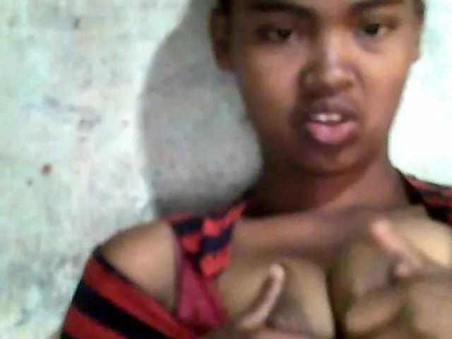 Allycha1 from BongaCams