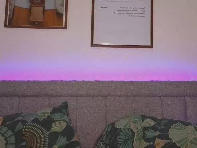 Alwaysfrida from BongaCams