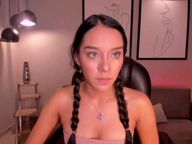 AmaliaCruss from BongaCams