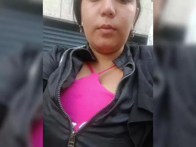 Explore our live girls sluts from our Custom and Multi clubs and checkout exclusive access to highly interactive content, such as shape, hair, titties, pussy type and many more.