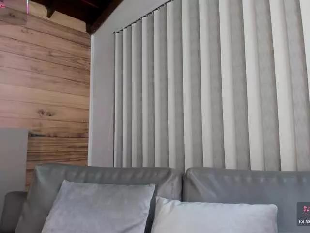 AmmyScott from BongaCams