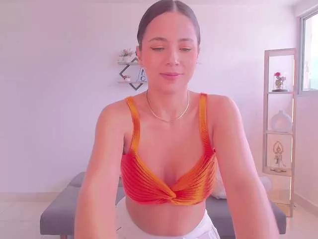 Anah10 from BongaCams