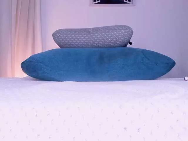 AnaXo from BongaCams