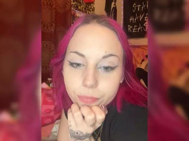 angelicathebratxo from BongaCams is Freechat