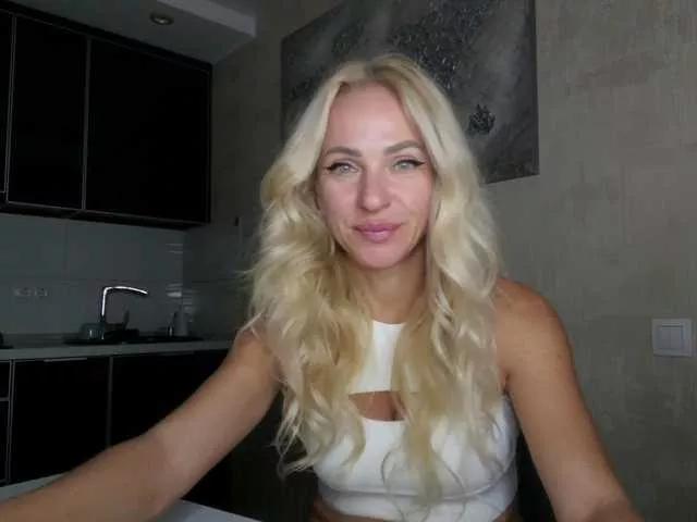 annamari1563 from BongaCams