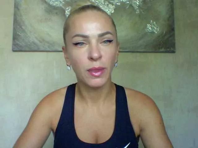 annamari1563 from BongaCams is Freechat