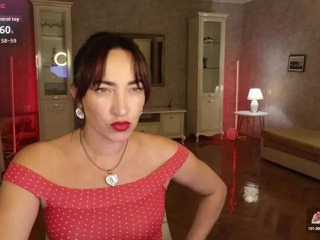 AnneKarma from BongaCams