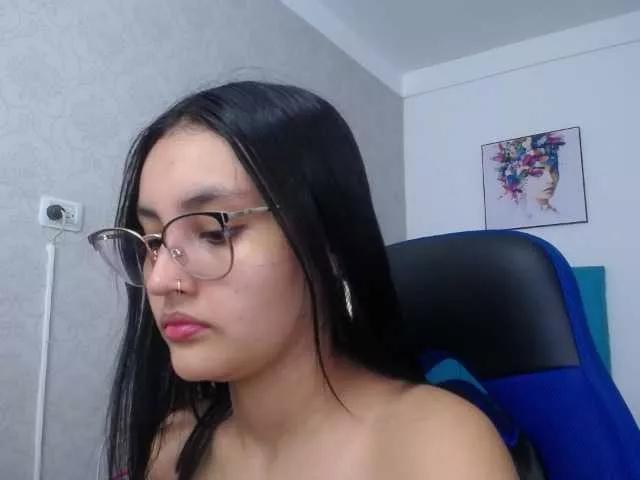 antonellasweetlittle from BongaCams is Freechat