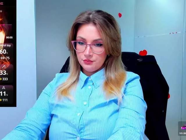 Explore our live girls sluts from our Custom and Multi clubs and checkout exclusive access to highly interactive content, such as shape, hair, titties, pussy type and many more.
