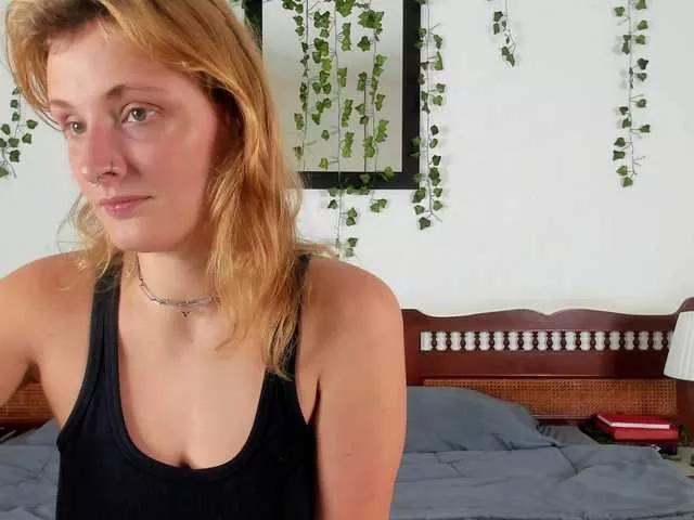 Ariana-Sunset from BongaCams
