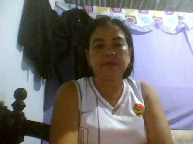 Ariana08 from BongaCams