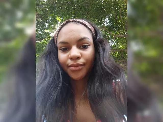 ArianaFox from BongaCams
