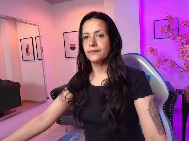 Arianna-sweeet from BongaCams