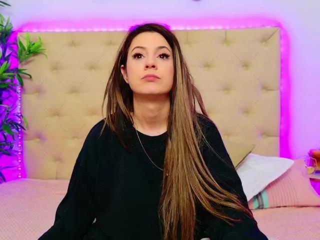 AriannaSins from BongaCams