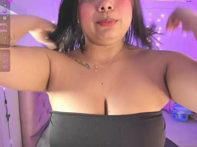 Explore our live girls sluts from our Custom and Multi clubs and checkout exclusive access to highly interactive content, such as shape, hair, titties, pussy type and many more.