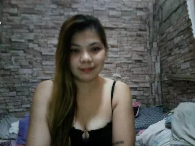 AsianXsexBomb from BongaCams