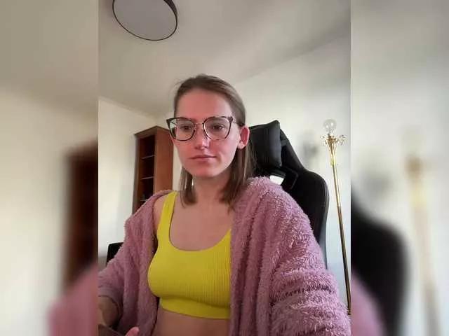 Explore our live girls sluts from our Custom and Multi clubs and checkout exclusive access to highly interactive content, such as shape, hair, titties, pussy type and many more.