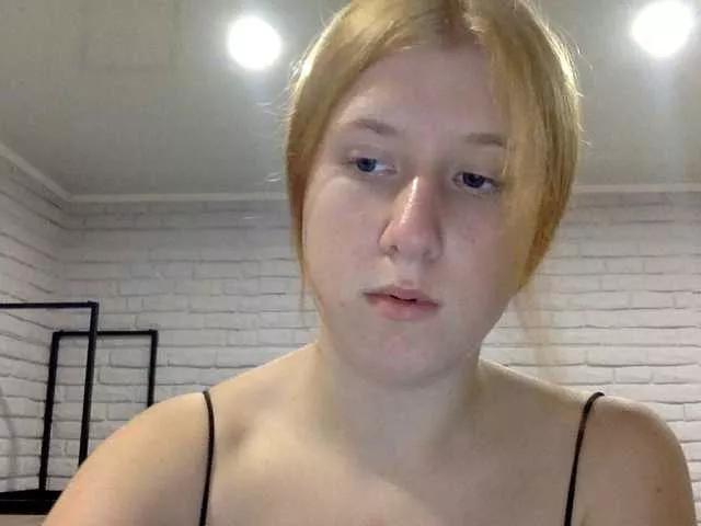 Explore our live girls sluts from our Custom and Multi clubs and checkout exclusive access to highly interactive content, such as shape, hair, titties, pussy type and many more.