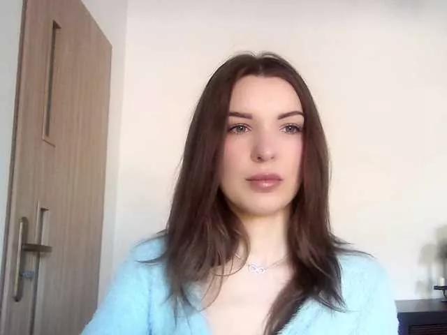 Explore our live girls sluts from our Custom and Multi clubs and checkout exclusive access to highly interactive content, such as shape, hair, titties, pussy type and many more.