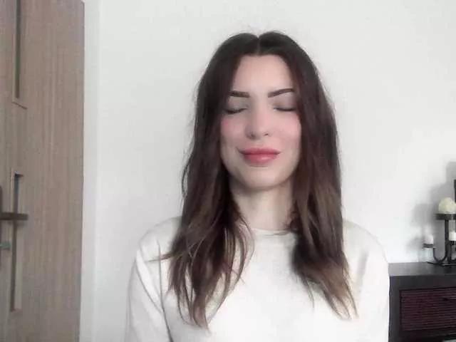 Explore our live girls sluts from our Custom and Multi clubs and checkout exclusive access to highly interactive content, such as shape, hair, titties, pussy type and many more.