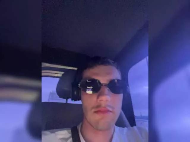Axessssing webcams show profile image 
