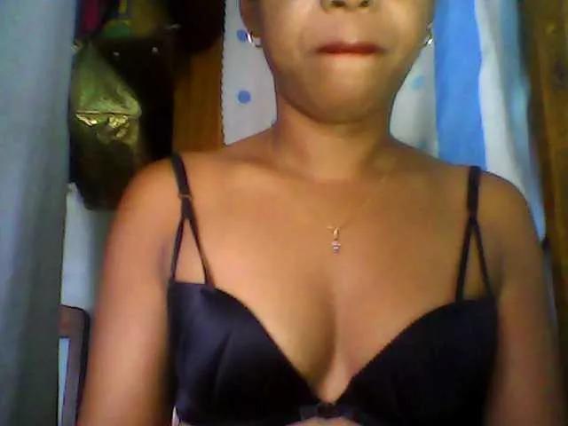Baby-giiirl23 from BongaCams
