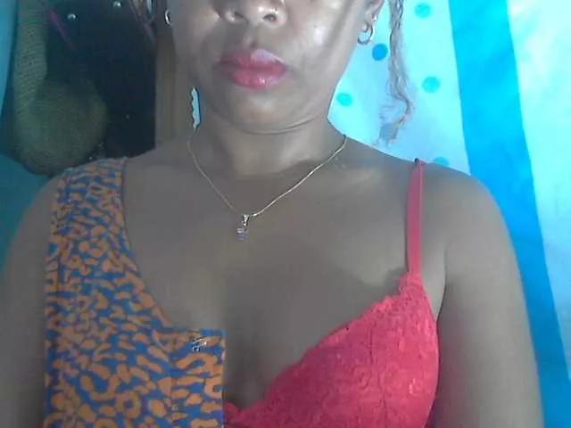 Baby-giiirl23 from BongaCams