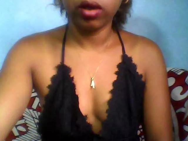 Baby-giiirl23 from BongaCams