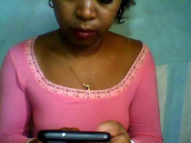 Baby-giiirl23 from BongaCams