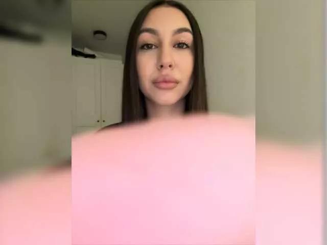 Explore our live girls sluts from our Custom and Multi clubs and checkout exclusive access to highly interactive content, such as shape, hair, titties, pussy type and many more.