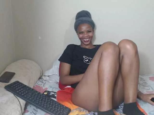 BadGirlMonaa from BongaCams is Freechat
