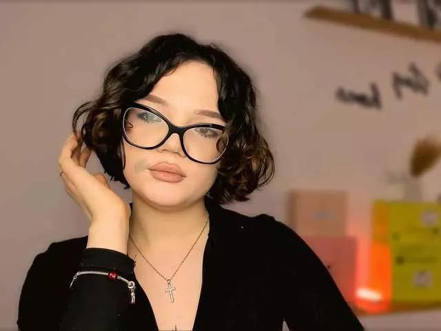 Explore our live girls sluts from our Custom and Multi clubs and checkout exclusive access to highly interactive content, such as shape, hair, titties, pussy type and many more.