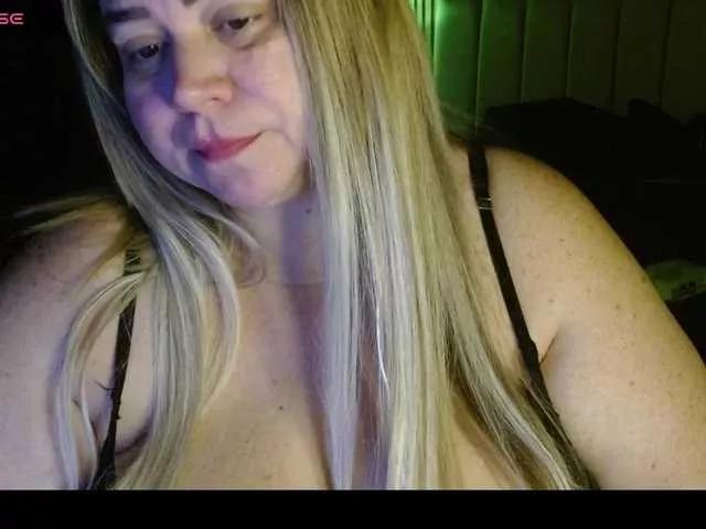 bella-savati from BongaCams