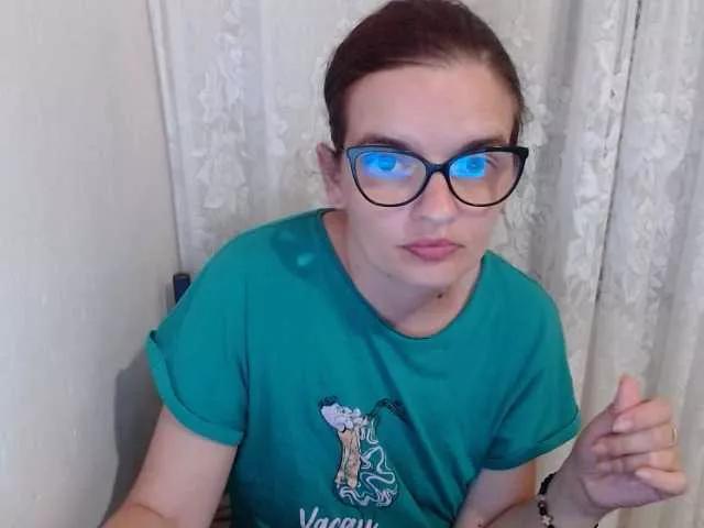 bellaro from BongaCams