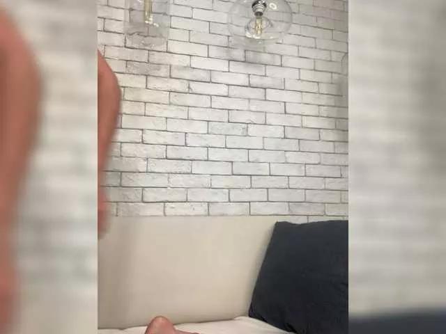 Bellisaa from BongaCams